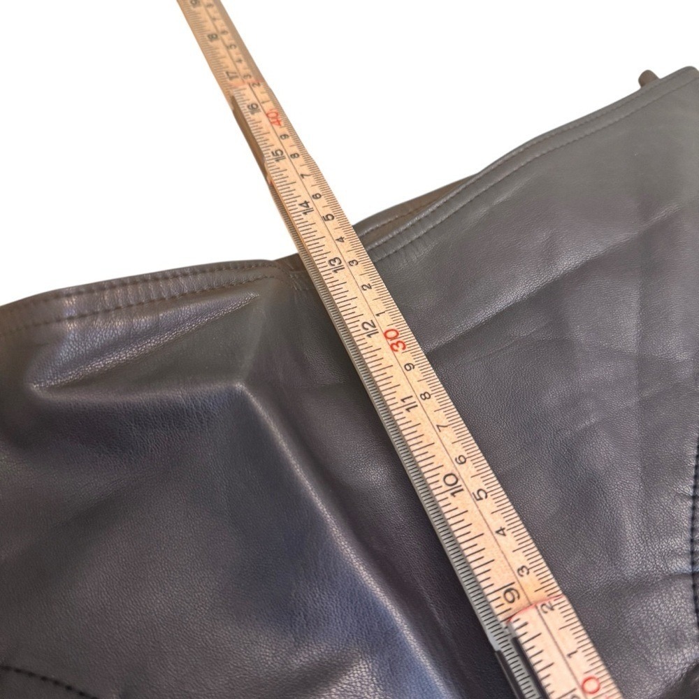 La Esquina Genuine Leather High Waist Flare Pants Black Womens Small in EUC/NWOT - Picture 7 of 16